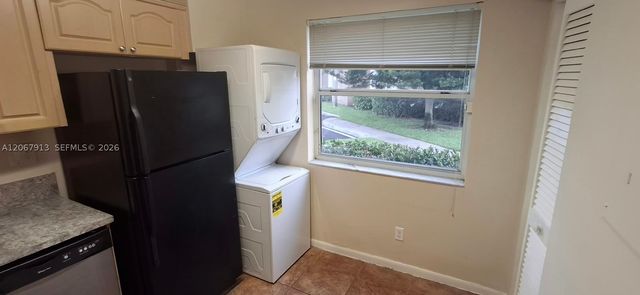 1276 SW 113th Ter 104, Pembroke Pines, FL 33025