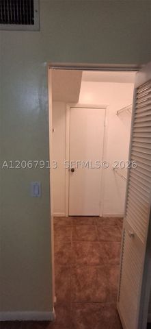 1276 SW 113th Ter 104, Pembroke Pines, FL 33025