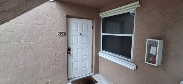 1276 SW 113th Ter 104, Pembroke Pines, FL 33025