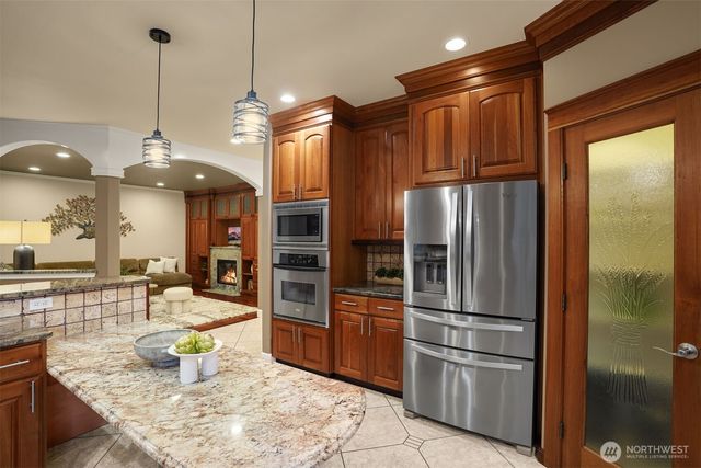 24702 64th Avenue E, Graham, WA 98338