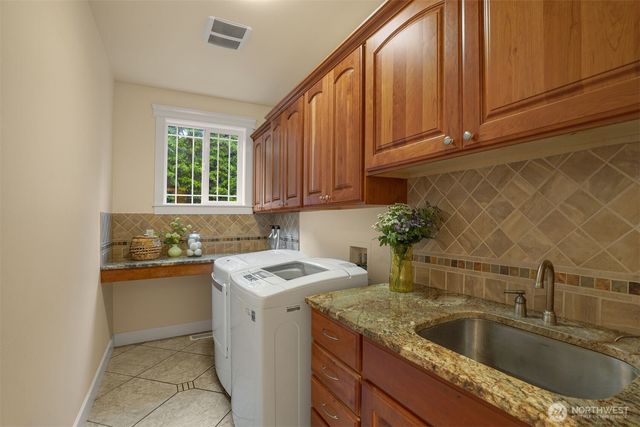 24702 64th Avenue E, Graham, WA 98338