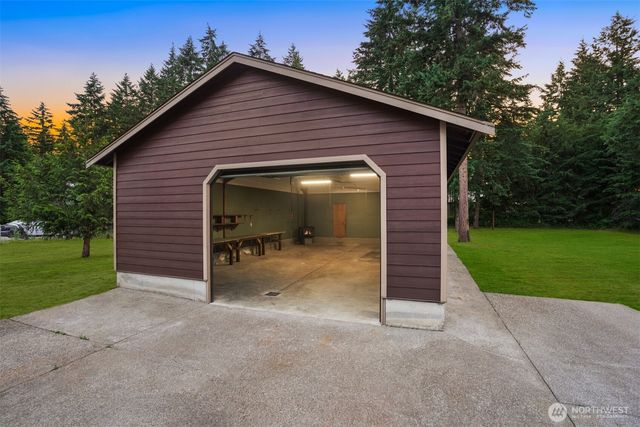 24702 64th Avenue E, Graham, WA 98338