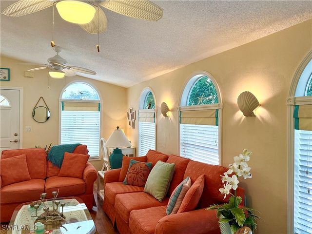 504 Cheetah DR 504, Naples, FL 34114