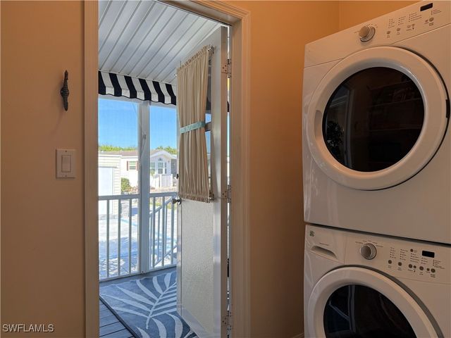 504 Cheetah DR 504, Naples, FL 34114