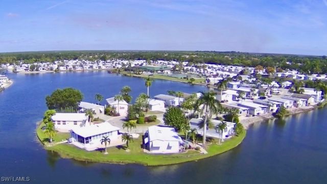 504 Cheetah DR 504, Naples, FL 34114