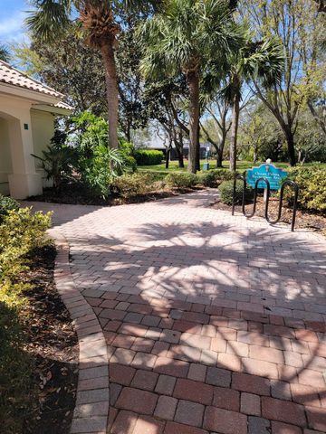 348 San Nicolas Way, St Augustine, FL 32080