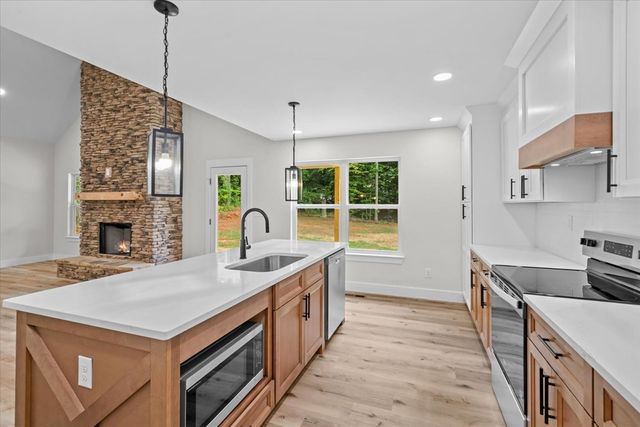 498 Wildwood Drive, Chatsworth, GA 30705