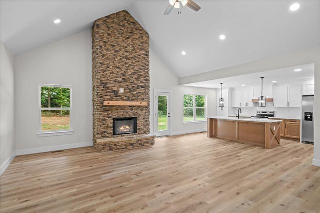 498 Wildwood Drive, Chatsworth, GA 30705
