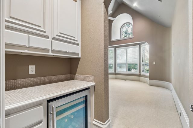 3075 Whispering Oaks Drive, Highland Village, TX 75077