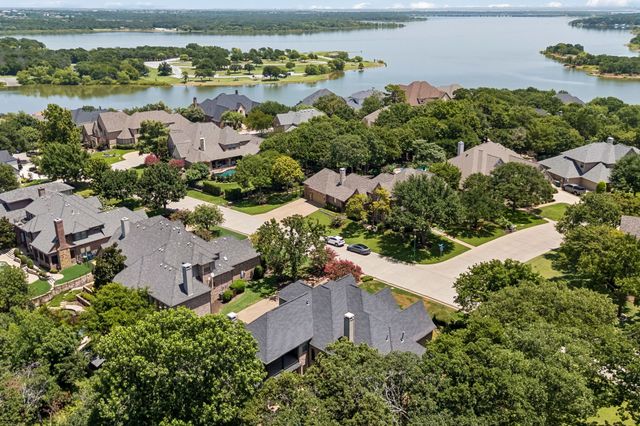 3075 Whispering Oaks Drive, Highland Village, TX 75077