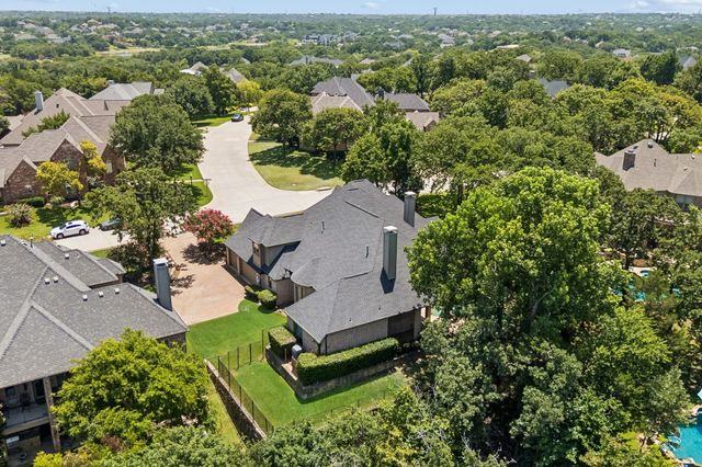 3075 Whispering Oaks Drive, Highland Village, TX 75077