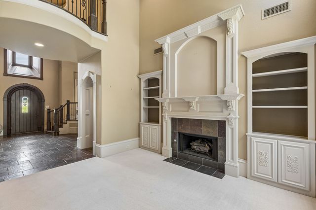 3075 Whispering Oaks Drive, Highland Village, TX 75077