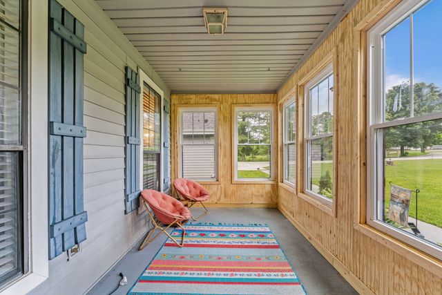 1313 Stayton Rd, Cumberland Furnace, TN 37051