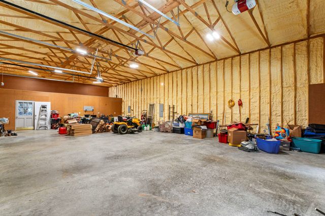 1313 Stayton Rd, Cumberland Furnace, TN 37051