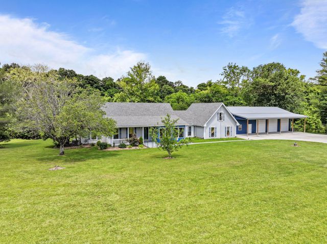 1313 Stayton Rd, Cumberland Furnace, TN 37051