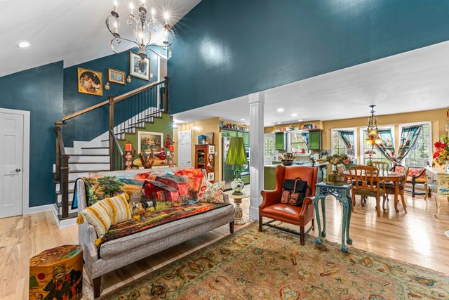 1313 Stayton Rd, Cumberland Furnace, TN 37051