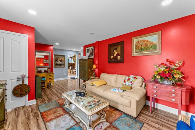 1313 Stayton Rd, Cumberland Furnace, TN 37051