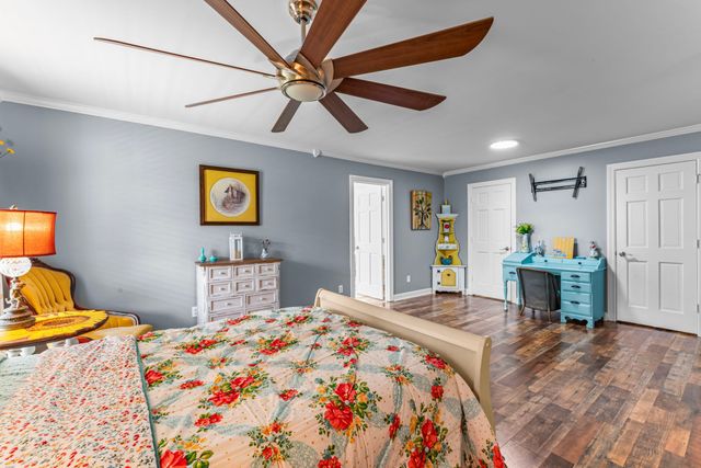 1313 Stayton Rd, Cumberland Furnace, TN 37051