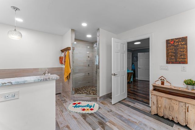 1313 Stayton Rd, Cumberland Furnace, TN 37051