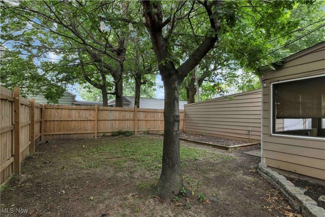 635 E 261 Street, Euclid, OH 44132