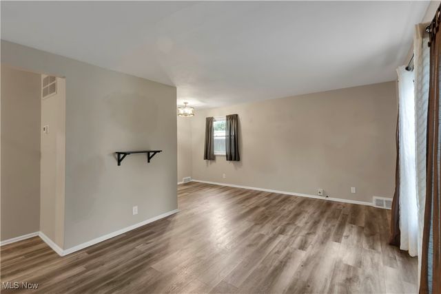 635 E 261 Street, Euclid, OH 44132