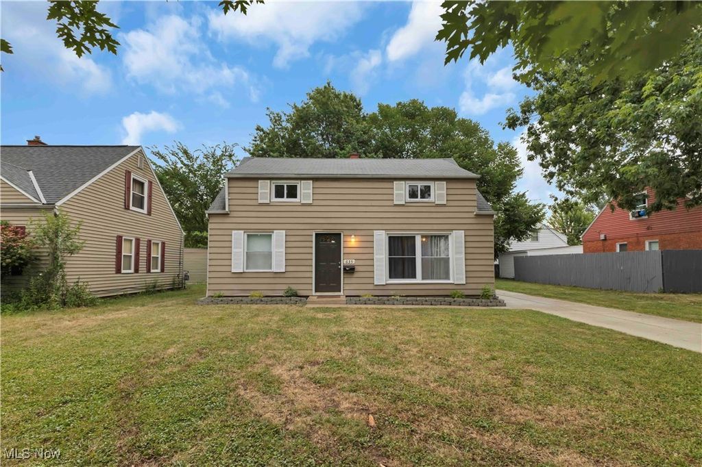 635 E 261 Street, Euclid, OH 44132