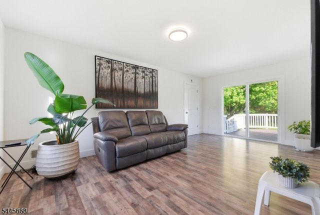 7 Smith Branch Rd, Readington Twp., NJ 08889