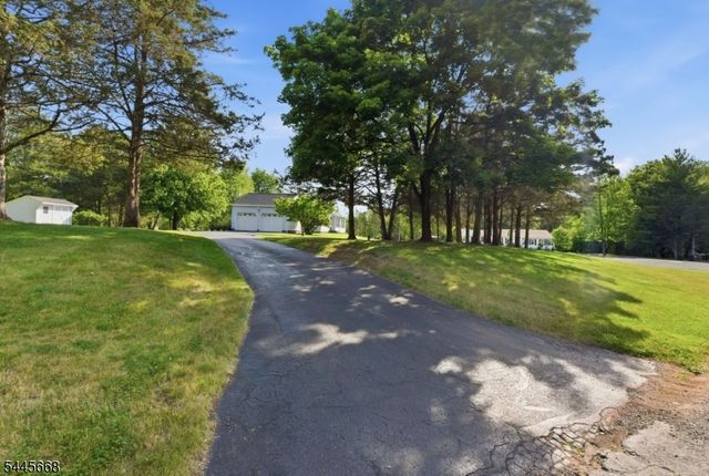 7 Smith Branch Rd, Readington Twp., NJ 08889