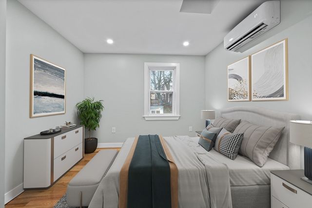 31 Wordsworth St, Boston, MA 02128