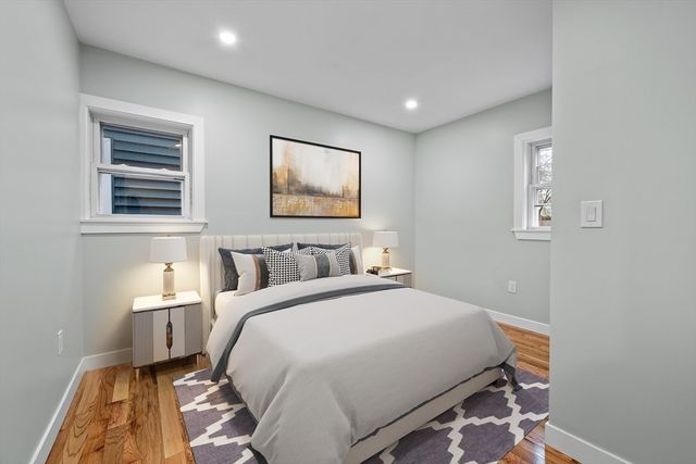 31 Wordsworth St, Boston, MA 02128