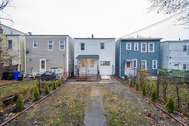 31 Wordsworth St, Boston, MA 02128