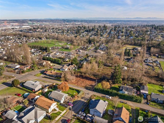 3561 E N Street, Tacoma, WA 98404