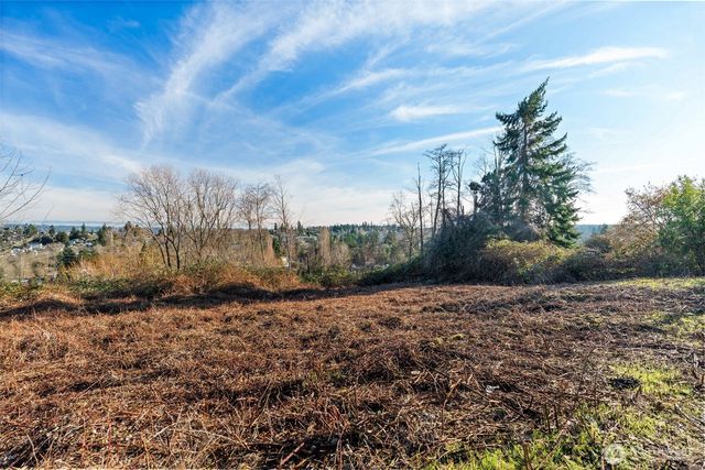 3561 E N Street, Tacoma, WA 98404