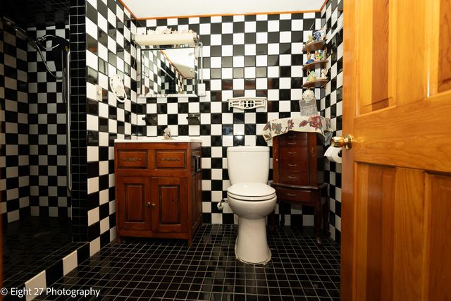 3240 S 52nd Court, Cicero, IL 60804