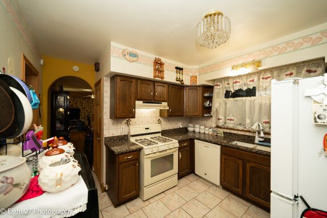 3240 S 52nd Court, Cicero, IL 60804