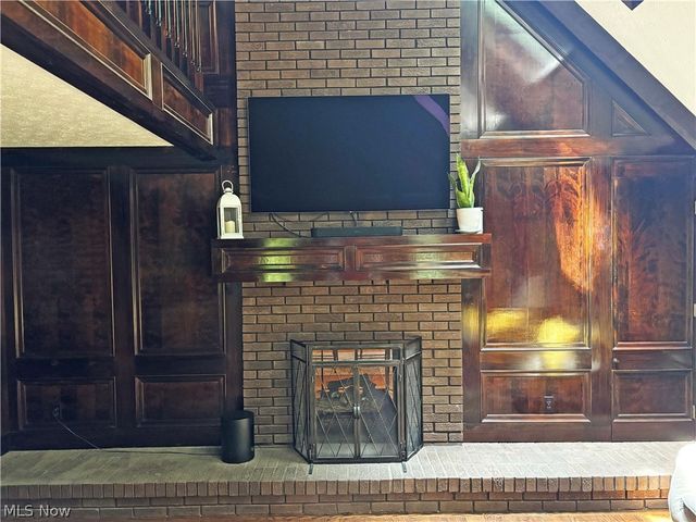 2166 Dow Drive, Akron, OH 44313