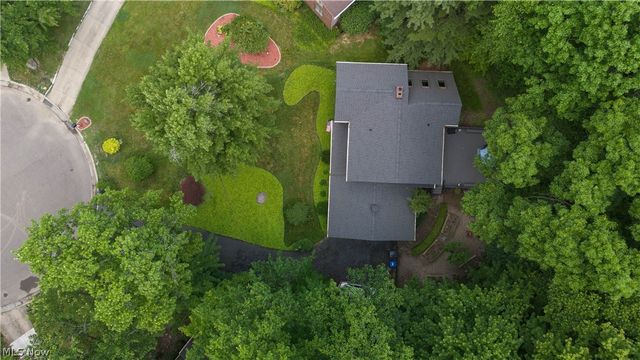2166 Dow Drive, Akron, OH 44313