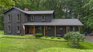 2166 Dow Drive, Akron, OH 44313