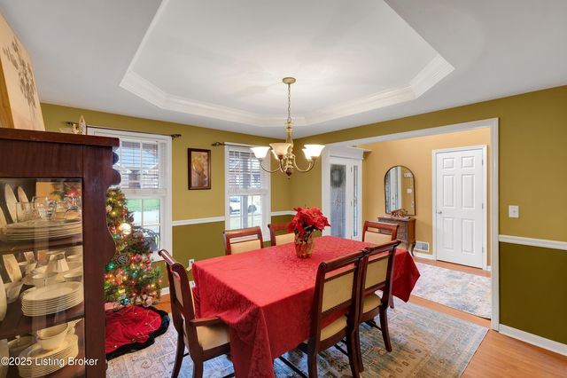 10600 Hickory Grove Dr, Louisville, KY 40291