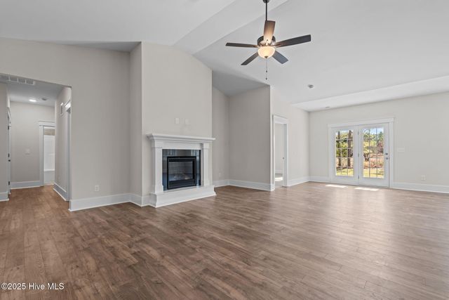 261 Twisted Pine Drive, Aberdeen, NC 28315