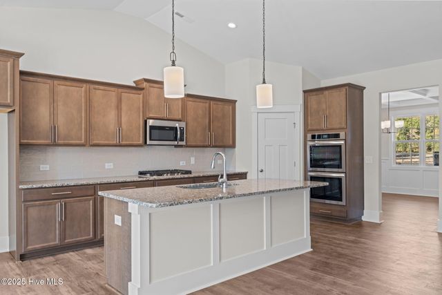 261 Twisted Pine Drive, Aberdeen, NC 28315