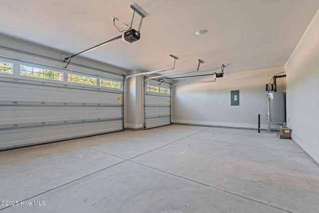 261 Twisted Pine Drive, Aberdeen, NC 28315