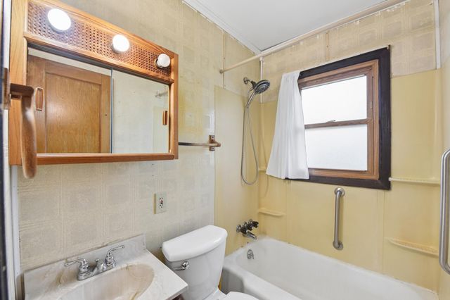 8300 Clinton Avenue S, Bloomington, MN 55420