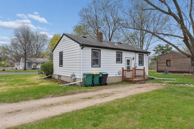 8300 Clinton Avenue S, Bloomington, MN 55420