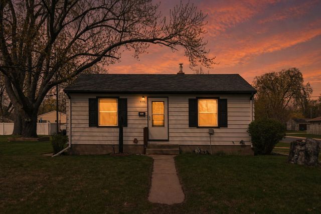 8300 Clinton Avenue S, Bloomington, MN 55420