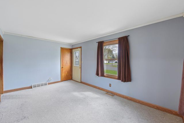 8300 Clinton Avenue S, Bloomington, MN 55420