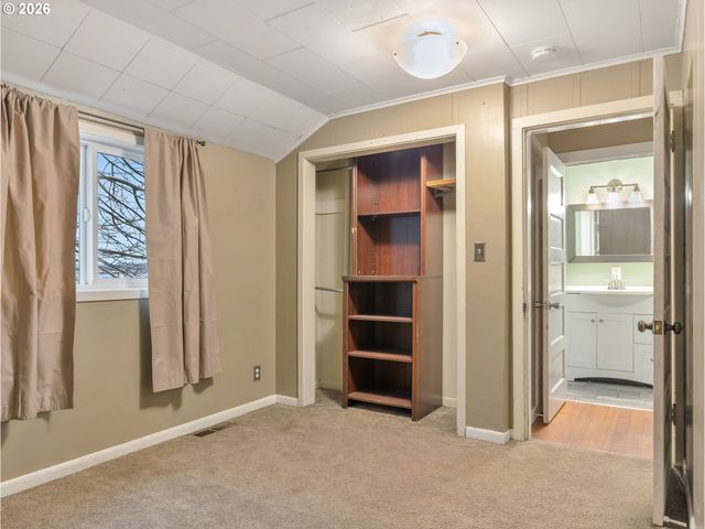 809 GLASGOW Ave, Astoria, OR 97103