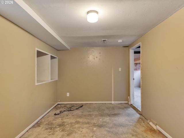 809 GLASGOW Ave, Astoria, OR 97103