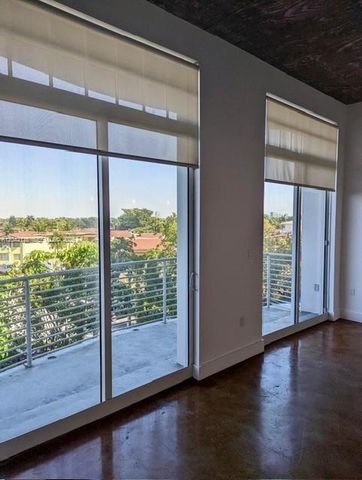 1789 NE Miami Gardens Dr W304, Miami, FL 33179
