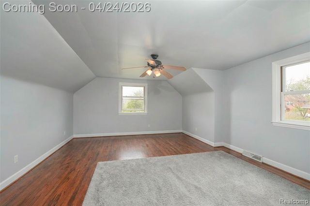 19150 Rainbow Drive, Lathrup Village, MI 48076